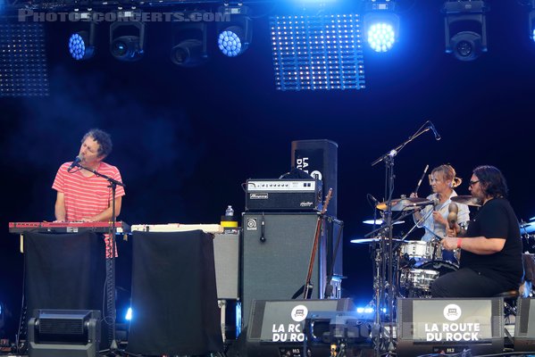YO LA TENGO - 2023-08-18 - SAINT MALO - Fort de St Pere - Ira Kaplan - Georgia Hubley - James McNew